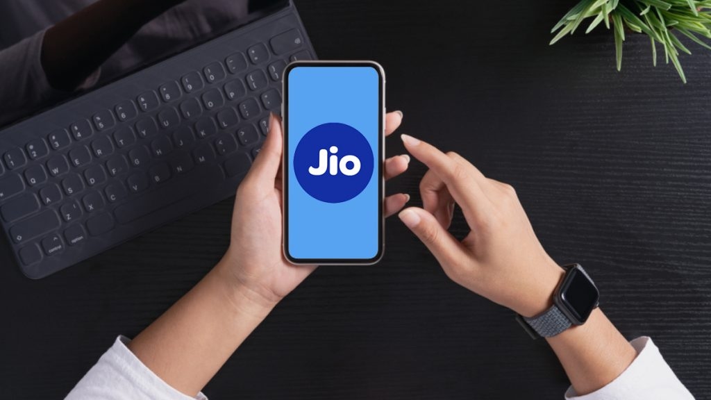 Reliance Jio Launches Game Controller See All Details Here