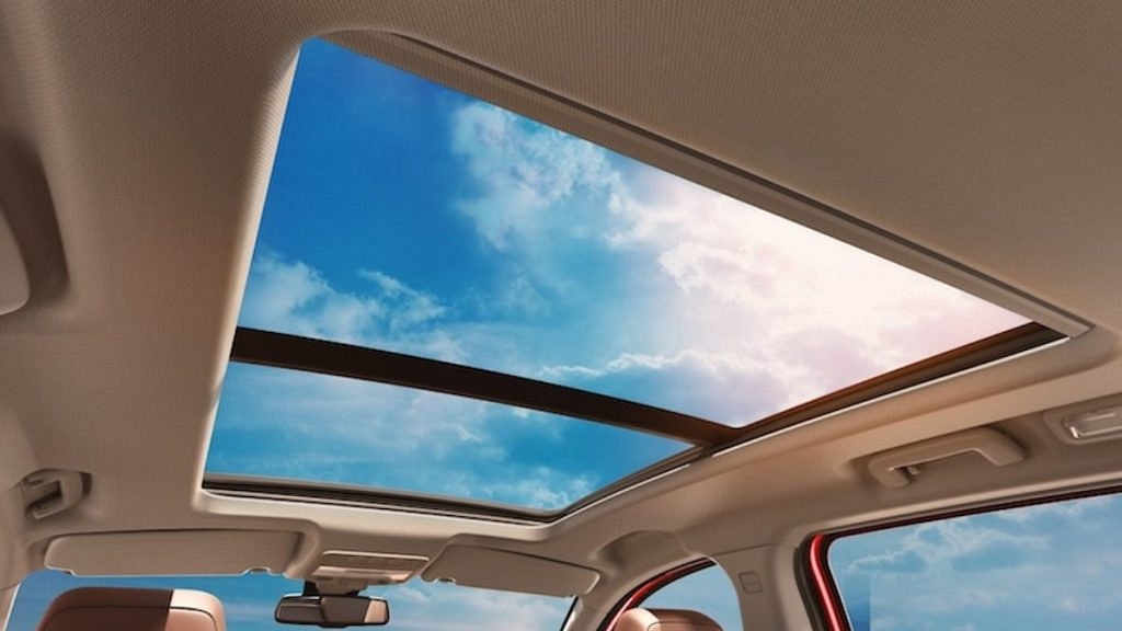 Tata Harrier sunroof