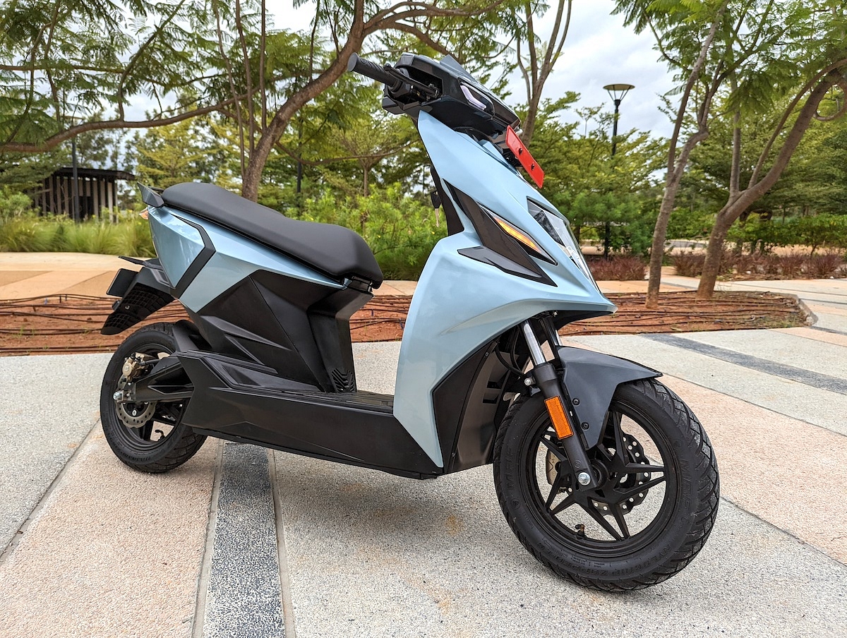 simple one electric scooter