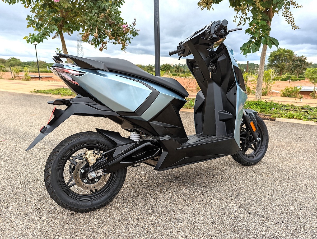 simple one electric scooter