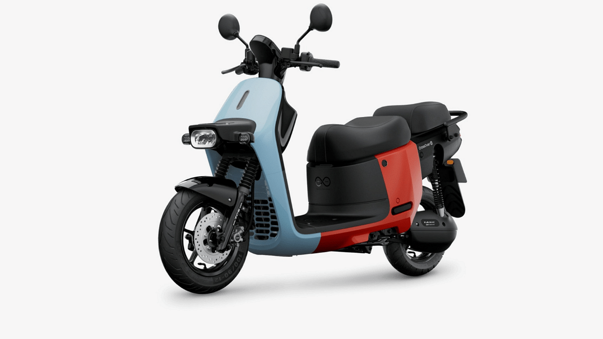 Gogoro CrossOver All Terrain Electric Bike Launched Offers 150KM