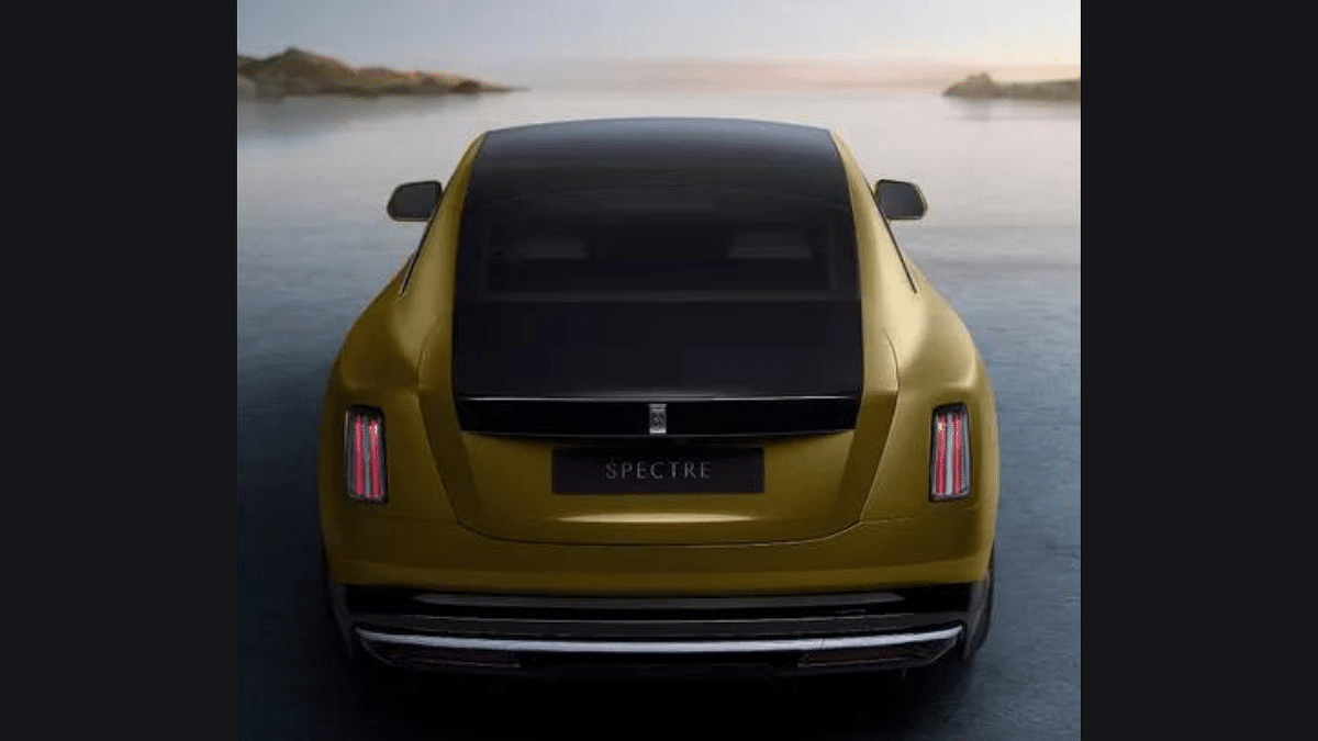 rolls royce spectre electric coupe