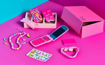 HMD Barbie Phone