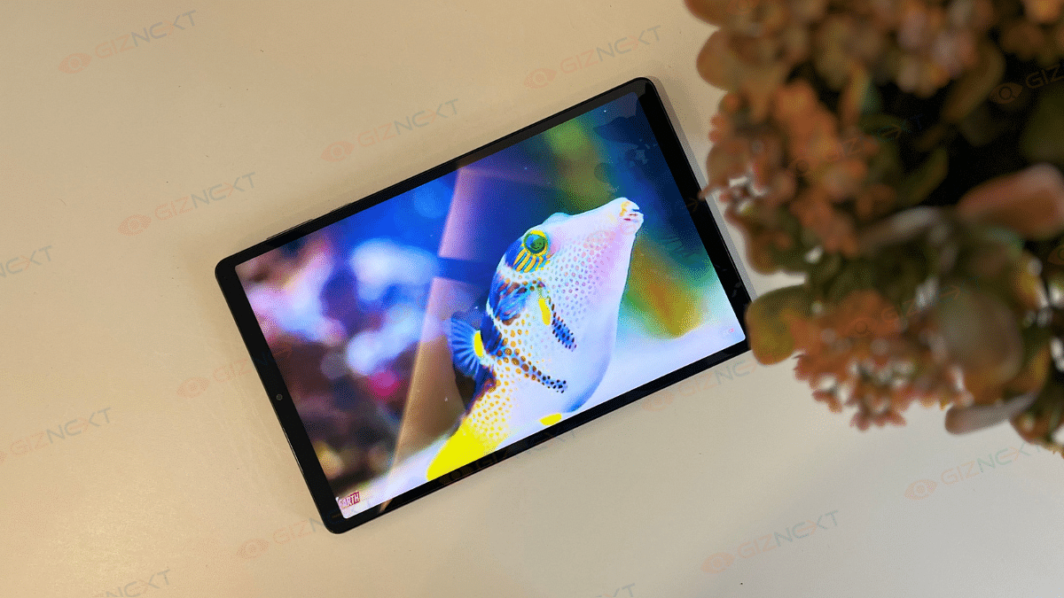 Lenovo Legion Tab TB320FC Display