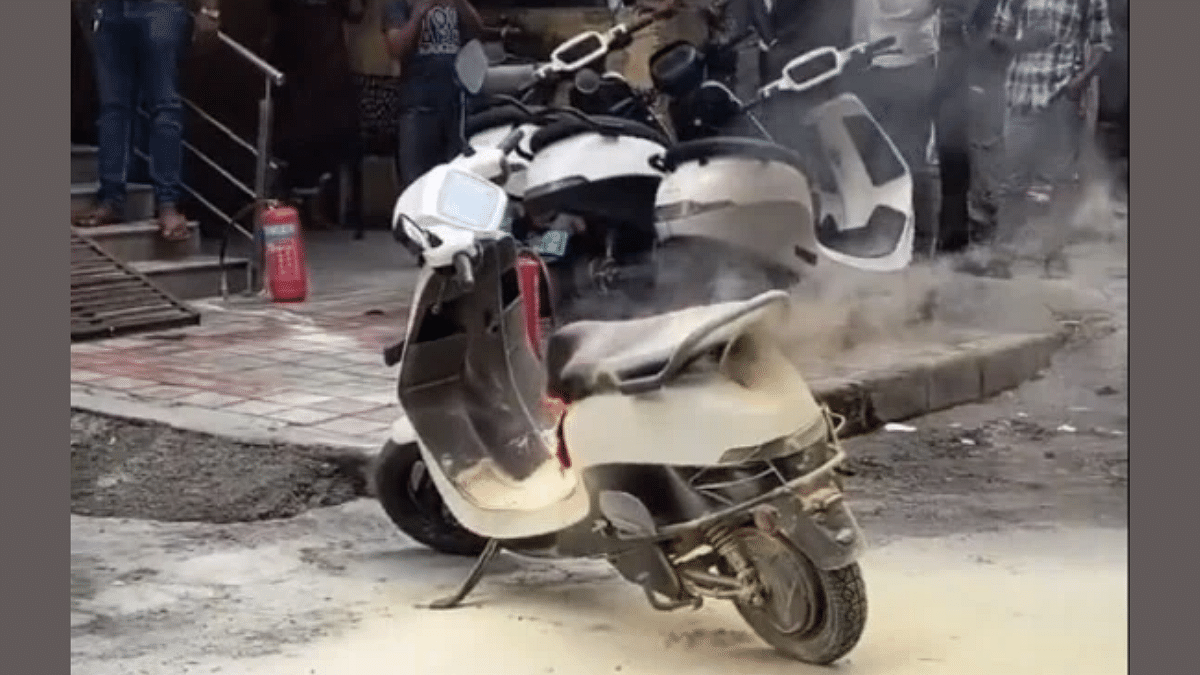 ola e scooter fire