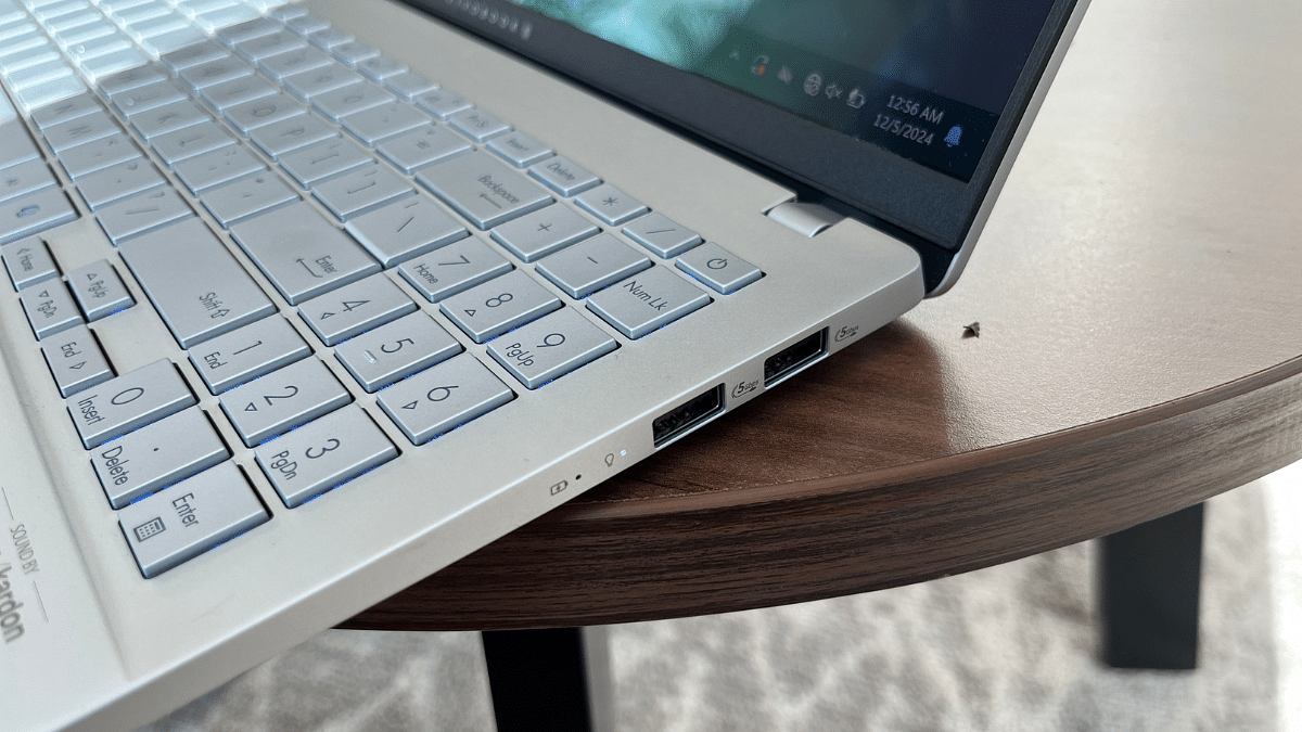 Asus Vivobook S15 Ports