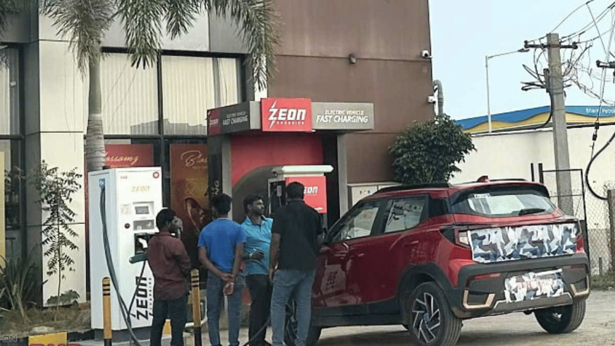 xuv 3xo ev